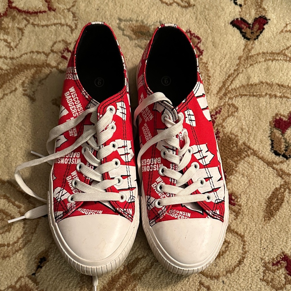Wisconsin Badgers Shoes